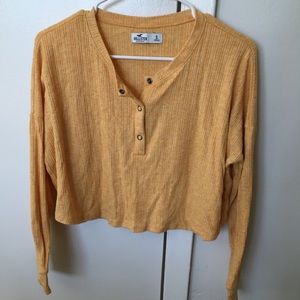 Hollister Cropped Long Sleeve Tee (Size S)